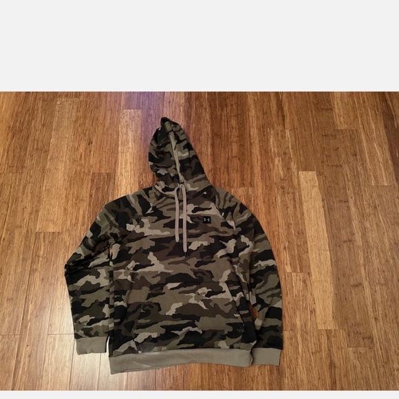 Under Armour green and brown Pullover Hoodie camouflage women’s Medium - Picture 1 of 5